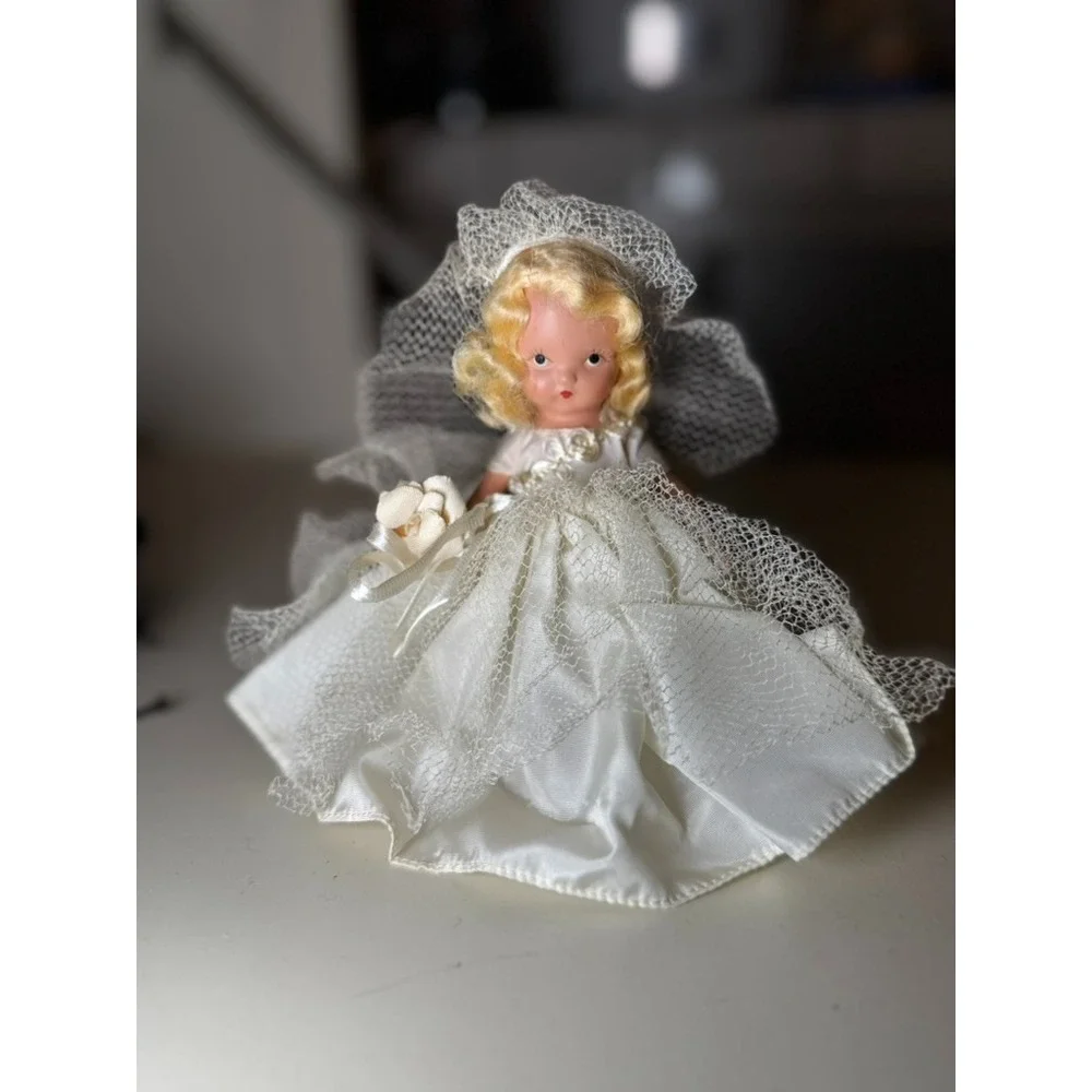 Vintage Lot of 4‎ Nancy Ann Storybook Dolls Playset for Kids Girls with Outfits